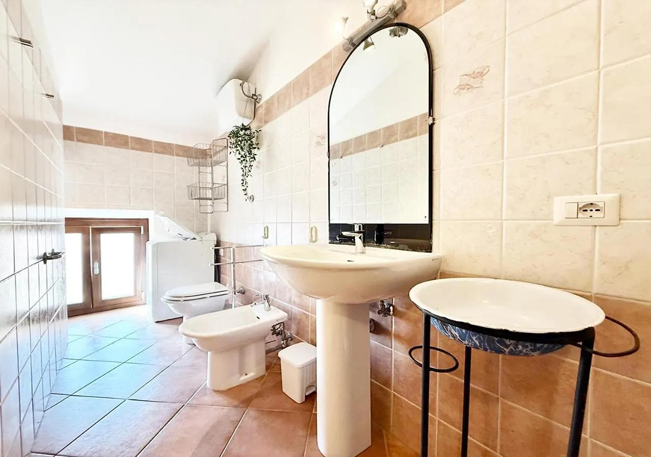 ラ・マッダレーナPgs Immobiliare Srls Bellavista Centro Attico Con Terrazza Vista Mare In Centro Storicoアパートメント 0*, ラ・マッダレーナ イタリア